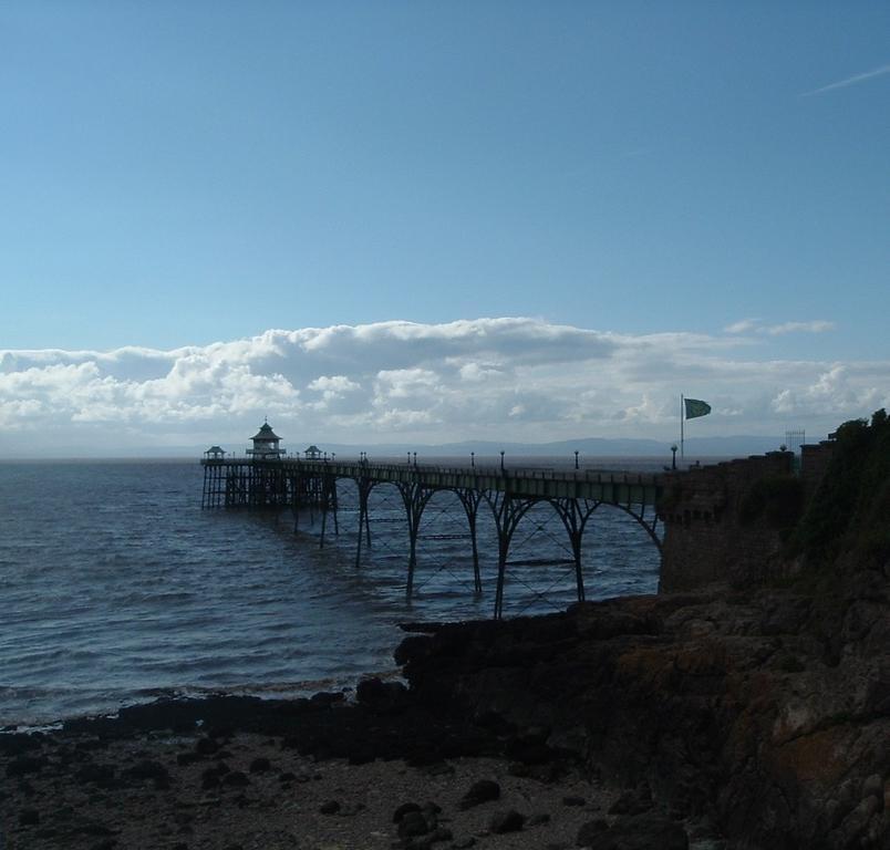 The Highcliffe Hotel Clevedon Rum bild